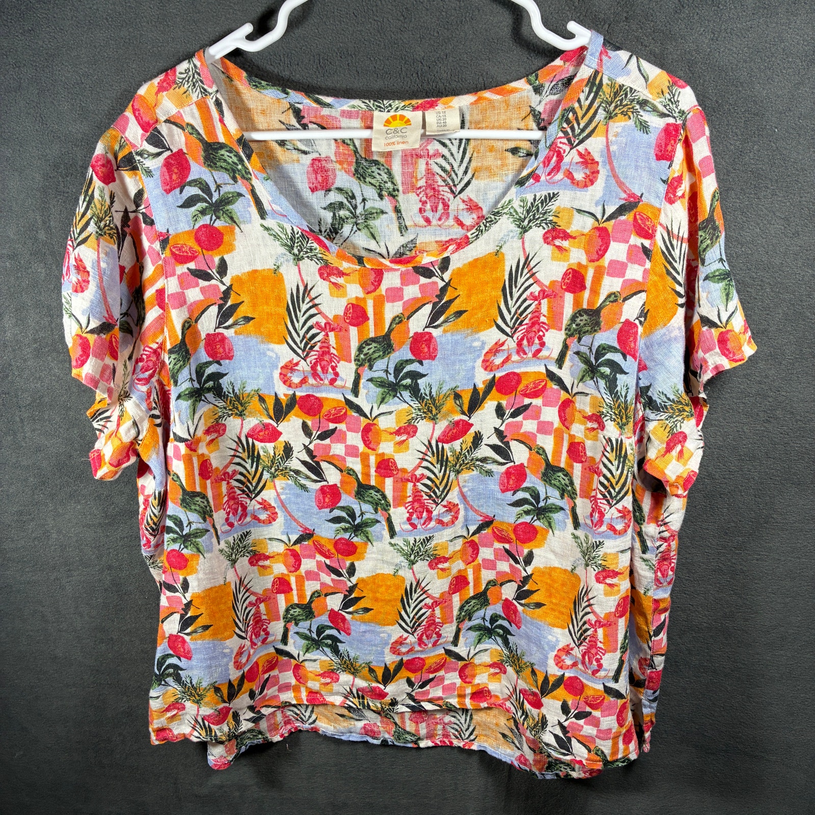 C C California Women Linen Top 1x Coastal Beachy Tropical Novelty Lobster Fruit